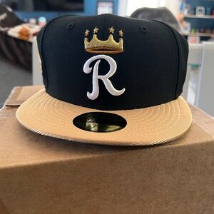 New Era Black and Gold - Kansas City Royals baseball hat